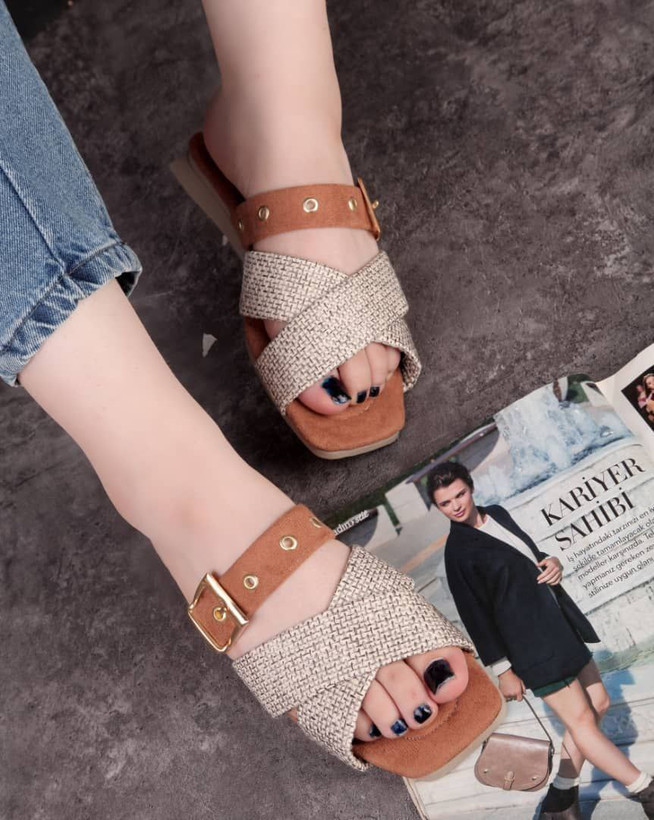 کفش دمپایی/صندل زنانه دخترانه مدل کمربندی ضربدری جدید و سبک و راحت سایزبندی ۳۷تا۴۰