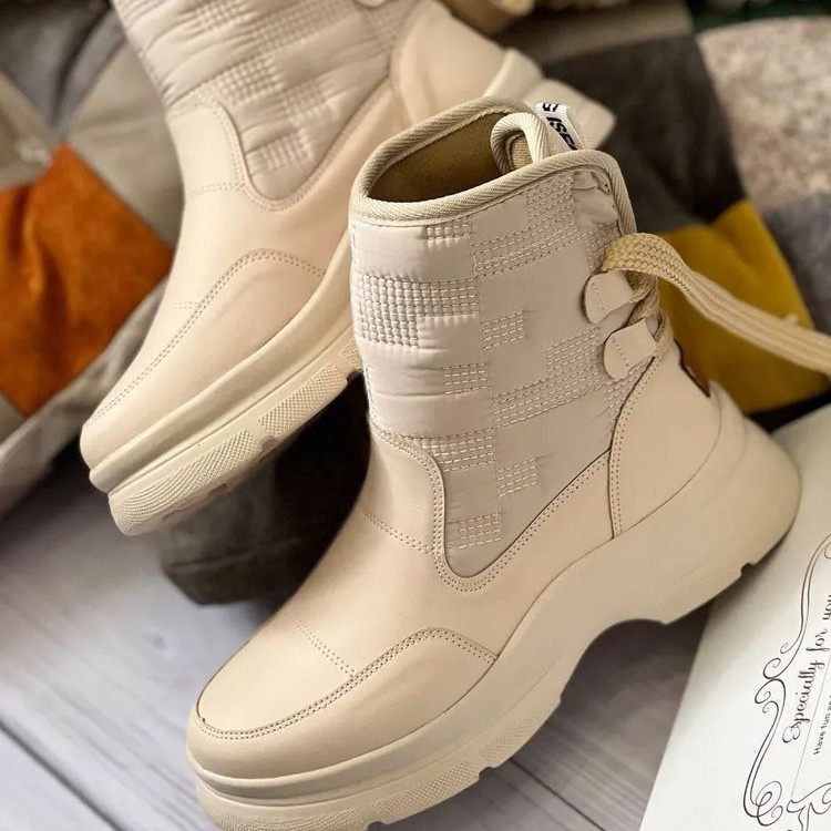 نیم بوت جدید زنانه/دخترانه رویه ترکیبی کاپشنی و چرم حوله ای زیره پیو کیفیت بسیار عالی بسیار شیک خوشپا و راحت