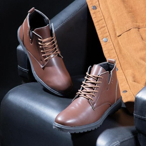 کفش ساقدار/نیمبوت مردانه مدل جیوکس بغل کشی رویه بیاله وارداتی زیره مواد نو نرم و سبک کیفیت عالی سایزبندی ۴۱ تا ۴۴قالب استاندارد