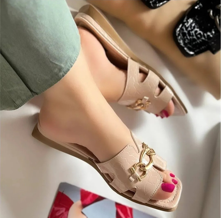 کفش صندل جدید زنانه/دخترانه بسیار شیک خوشپا و راحت کیفیت عالی سایزبندی ۳۷ تا ۴۰