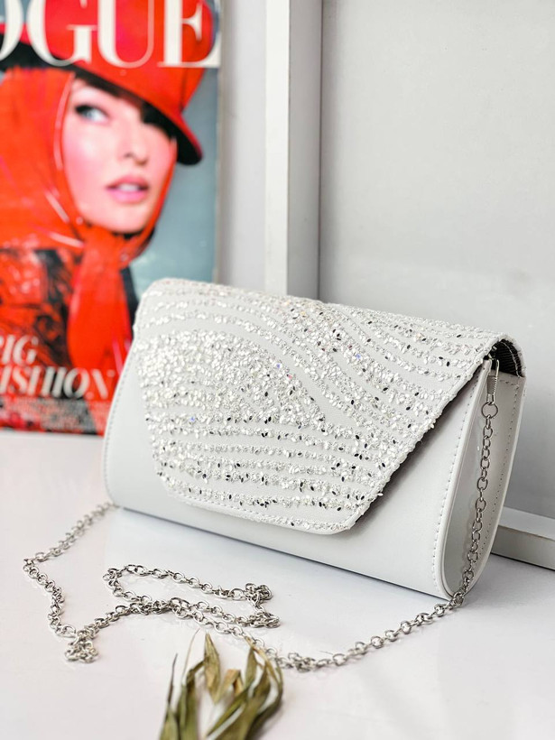 کیف مجلسی دستی زنانه/دخترانه ابعاد ۱۳*۲۲ رنگ سفید در سه طرح زیبا