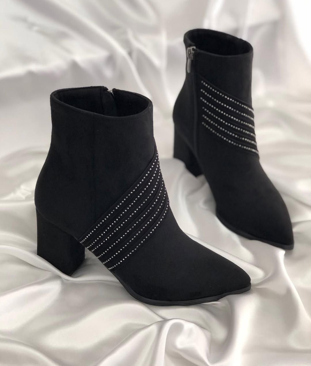 نیم بوت مجلسی زنانه/دخترانه مدل Doris رویه کار میکروسوییت ترک آستر کبریتی ضد آب زیره یخ شکن طراحی روز ژورنال ترک شیک و راحت