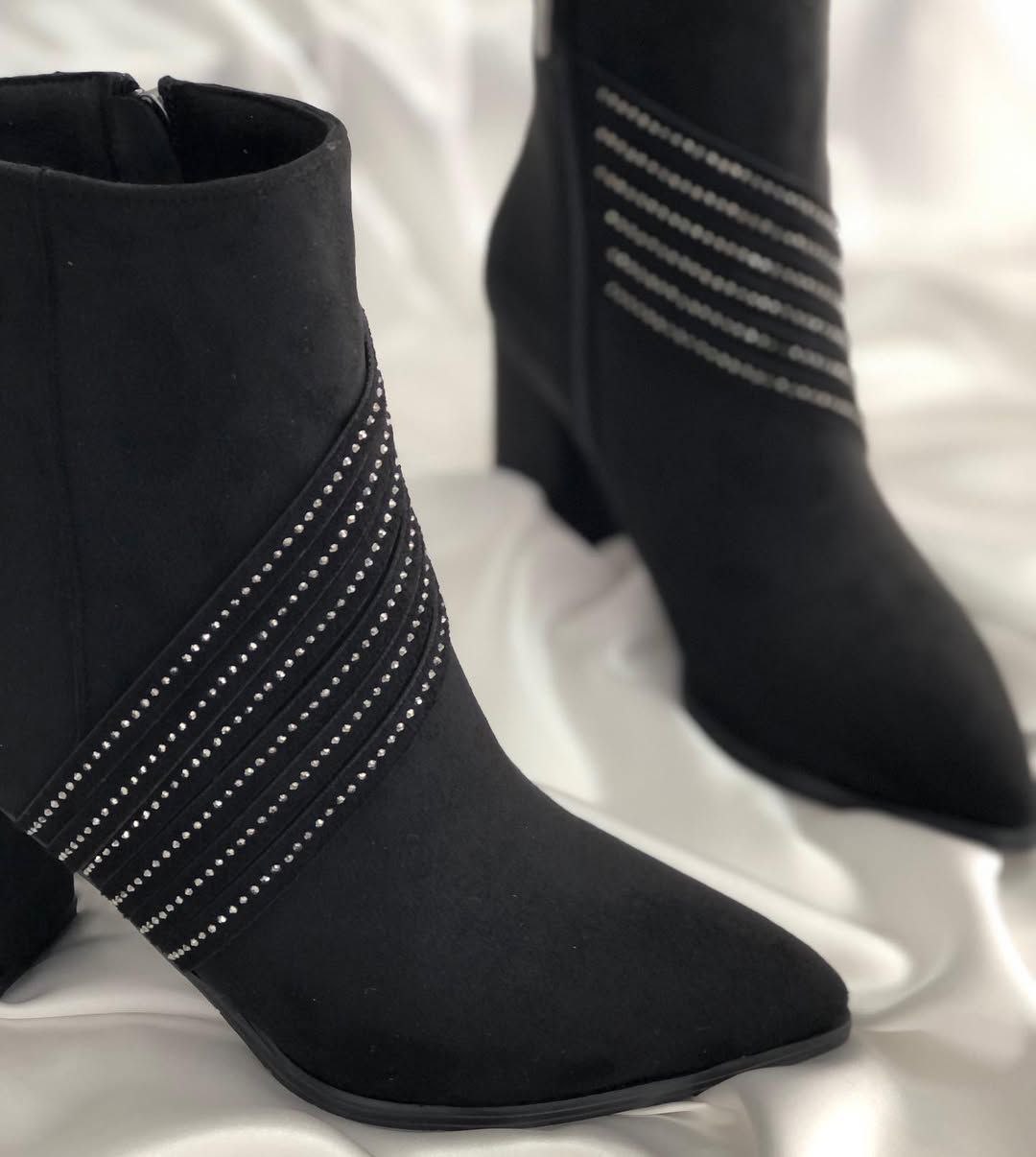 نیم بوت مجلسی زنانه/دخترانه مدل Doris رویه کار میکروسوییت ترک آستر کبریتی ضد آب زیره یخ شکن طراحی روز ژورنال ترک شیک و راحت