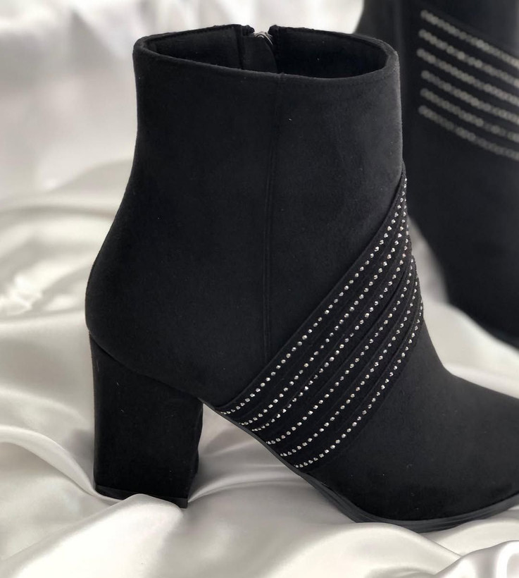 نیم بوت مجلسی زنانه/دخترانه مدل Doris رویه کار میکروسوییت ترک آستر کبریتی ضد آب زیره یخ شکن طراحی روز ژورنال ترک شیک و راحت