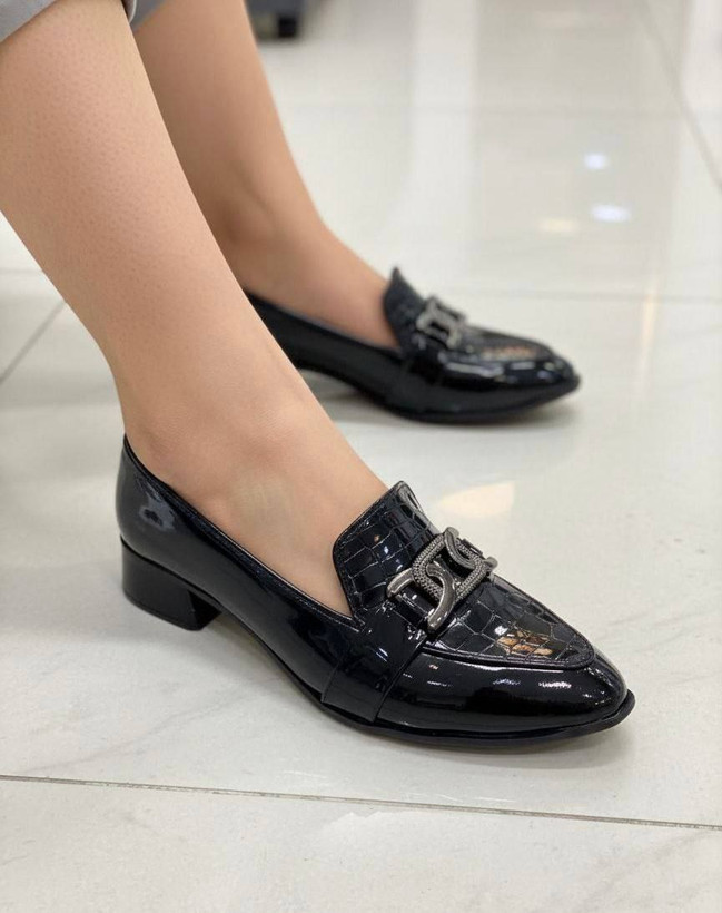 کفش کالج و مجلسی زنانه/دخترانه جنس و کیفیت درجه یک در حد ترک پاسنه ۳ سانت زیره پیو رویه ورنی سایزبندی ۳۷ تا ۴۱ پاخوری عالی