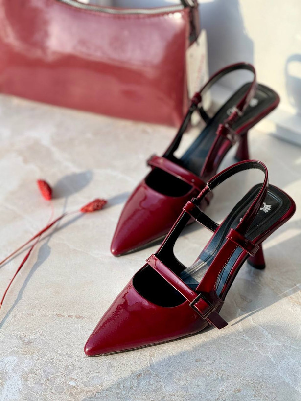 ست کیف و کفش مجلسی زنانه/دخترانه پاشنه ۶ سانت سایزبندی ۳۶ تا ۴۰ قالب استاندارد کار با ضمانت ابعاد کیف ۱۵*۲۴