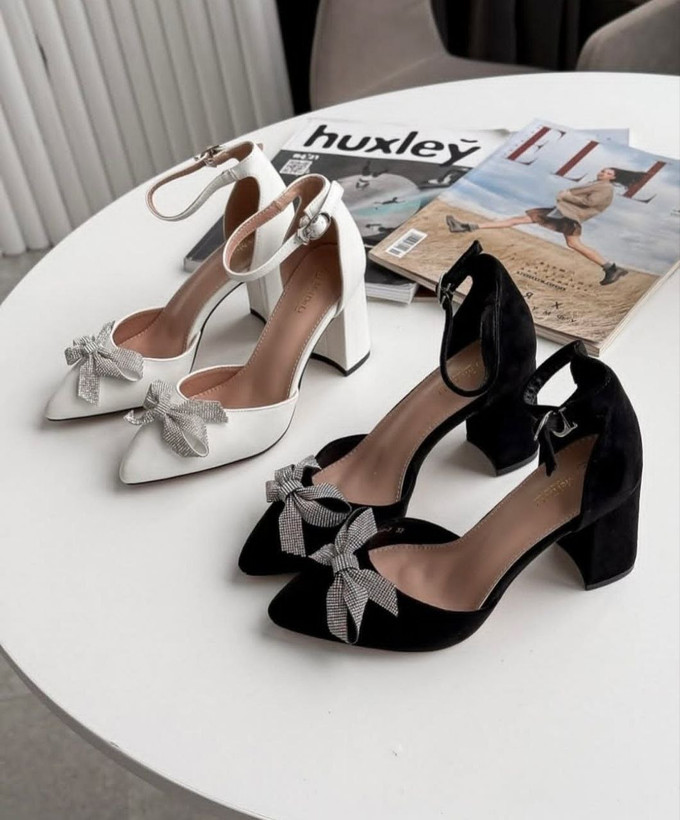 کفش مجلسی زنانه/دخترانه مدل Helenپاشنه ۷ سانت شیک و راحت سایز۳۷ تا ۴۱ در دو جنس چرم صنعتی و سوییت ترک