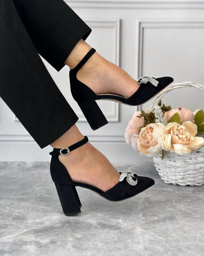 کفش مجلسی زنانه/دخترانه مدل Helenپاشنه ۷ سانت شیک و راحت سایز۳۷ تا ۴۱ در دو جنس چرم صنعتی و سوییت ترک