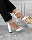 کفش مجلسی زنانه/دخترانه مدل Helenپاشنه ۷ سانت شیک و راحت سایز۳۷ تا ۴۱ در دو جنس چرم صنعتی و سوییت ترک