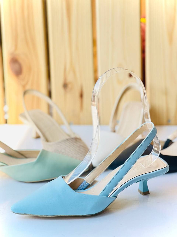 کفش مجلسی زنانه/دخترانه زارا جنس چرم پاشنه ۳ سانت کیفیت عالی و درجه یک سایزبندی ۳۶ تا ۴۱ قالب استاندارد رنگبندی مداد رنگی