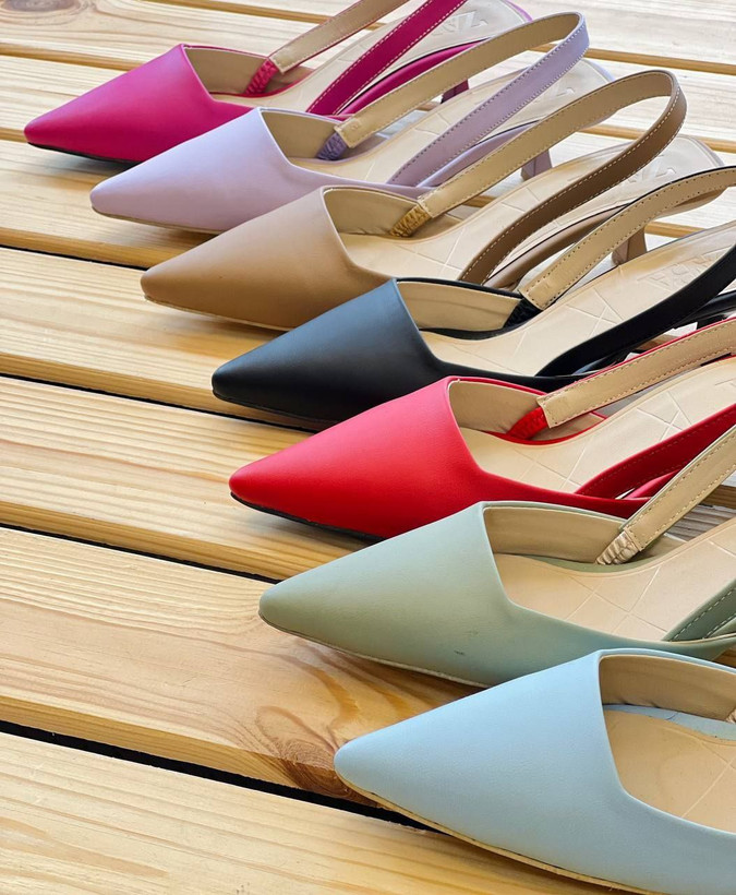 کفش مجلسی زنانه/دخترانه زارا جنس چرم پاشنه ۳ سانت کیفیت عالی و درجه یک سایزبندی ۳۶ تا ۴۱ قالب استاندارد رنگبندی مداد رنگی