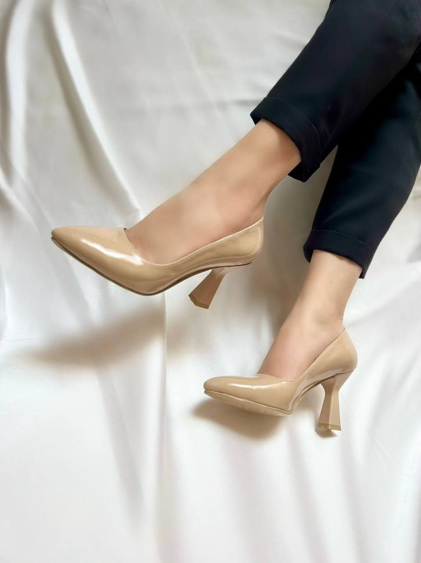 کفش مجلسی و کلاسیک زنانه/دخترانه پاشنه ۵ سانت کلوش تنوع جنس و رنگ عالی شیک و راحت