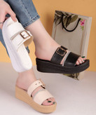 چند مدل صندل لژدار زنانه/دخترانه رویه بیاله وارداتی زیره مواد نو نرم و سبک سایزبندی ۳۷ تا ۴۰ قالب استاندارد پاخور عالی