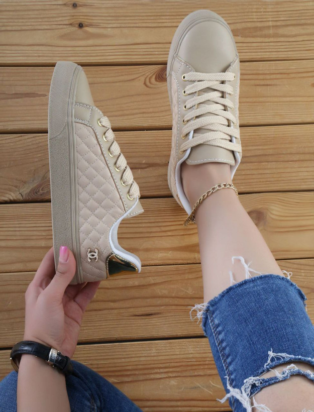 ونس زنانه/دخترانه مدل گوچی رویه چرم زیره لژکشی راحت شیک و خوشپا سبک و راحت سایزبندی ۳۷ تا ۴۰