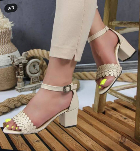 کفش مجلسی زنانه/دخترانه مدل دنا زیره دافوس پاشنه ۵ سانت کیفیت عالی درجه یک شیک و خوشپا جنس سوییت و طرح چرم