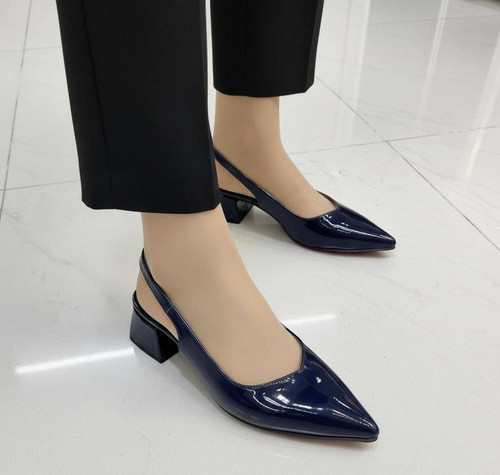 کفش مجلسی زنانه/دخترانه کیفیت اصلی جنس و کیفیت درجه یک در حد ترک پاشنه ۳ تا ۴ سانت پاخور عالی سایز ۳۷ تا ۴۱