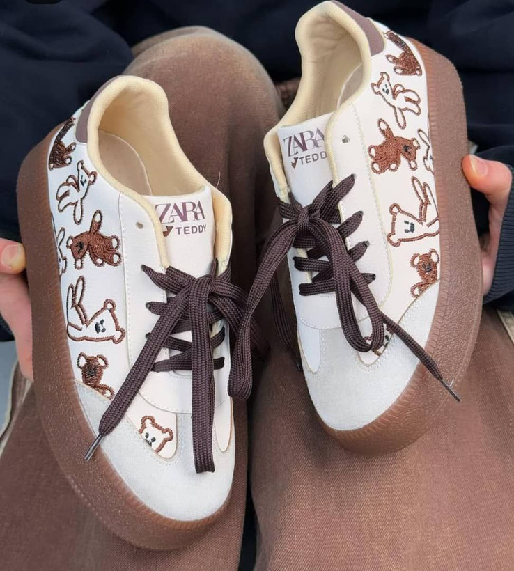 ونس زنانه/دخترانه بسیار شیک خوشپا و راحت زیره پیو کیفیت عالی سایزبندی ۳۷ تا ۴۰