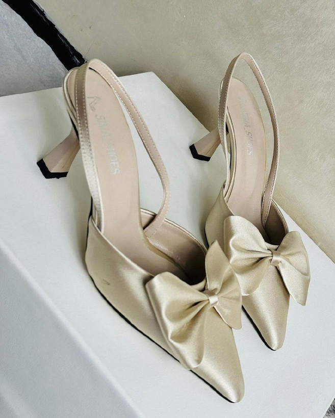 کفش مجلسی زنانه/دخترانه مدل مبینا پاشنه ۵ سانت ساعت شنی رویه ساتن وارداتی ترک سایزبندی ۳۶ تا ۴۱ کیفیت عالی