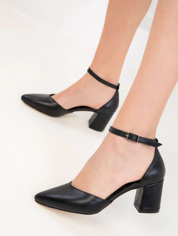 کفش مجلسی و کلاسیک زنانه/دخترانه مدل لیزا پاشنه ۵ سانت سایزبندی ۳۷ تا ۴۱ جنس چرم کیفیت عالی