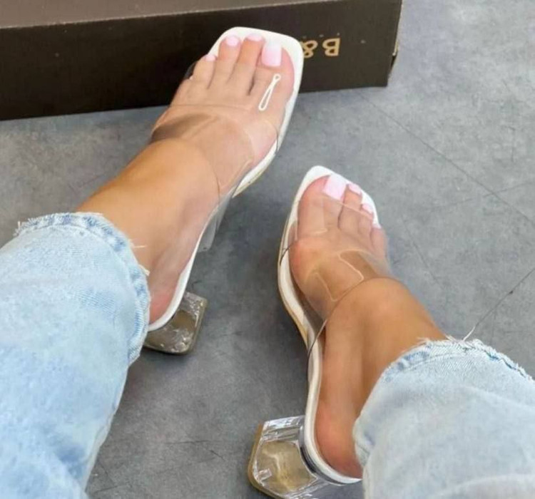 کفش صندل زنانه/دخترانه مدل prada plus پاشنه شیشه ای glass heel پاشنه 5 سانتی طراحی طبق ژورنال روز ترکیه زیره زیر پاشنه