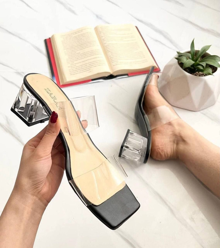 کفش صندل زنانه/دخترانه مدل prada plus پاشنه شیشه ای glass heel پاشنه 5 سانتی طراحی طبق ژورنال روز ترکیه زیره زیر پاشنه