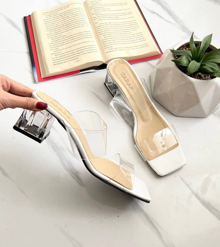 کفش صندل زنانه/دخترانه مدل prada plus پاشنه شیشه ای glass heel پاشنه 5 سانتی طراحی طبق ژورنال روز ترکیه زیره زیر پاشنه