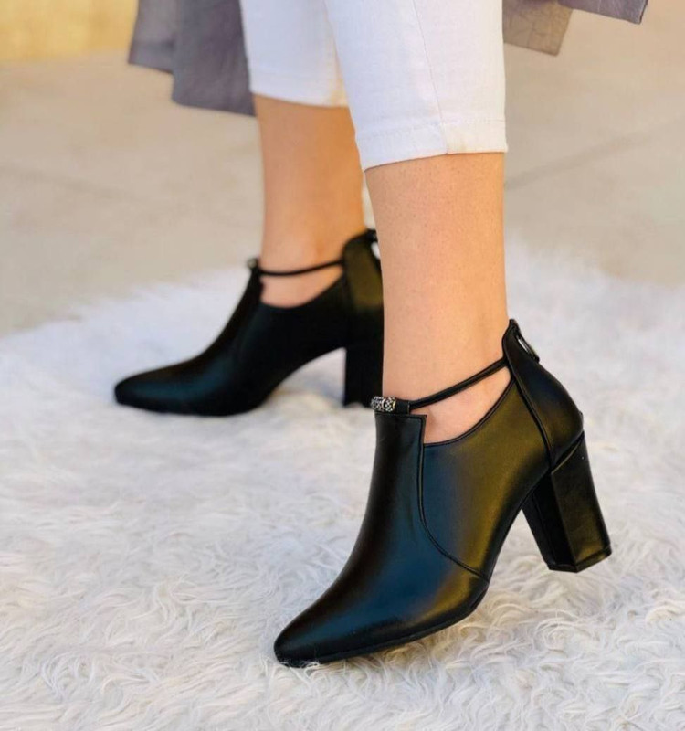 کفش کلاسیک زنانه/دخترانه مدل رامش پاخوری شیک پاشنه دلتا رویه چرم بیاله واکس خور سایز ۳۷ تا ۴۱