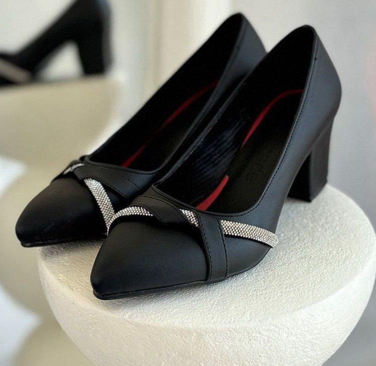 کفش مجلسی جدید زنانه/دخترانه سایزبندی ۳۷ تا ۴۰ کیفیت عالی