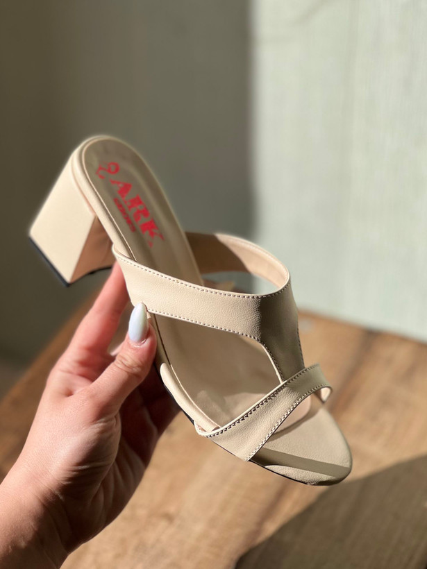 صندل/دمپایی زنانه دخترانه مدل کیوا رویه کار وارداتی ترک پاشنه ۵ سانت سایزبندی ۳۷ تا ۴۱ کیفیت عالی