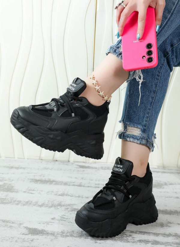 کتونی جدید زنانه/دخترانه لژ مخفی کل لژ ۷ سانت زیره پیو و سبک بسیار باکیفیت خوشپا و راحت موجودی گرفته شود