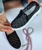 کفش کالج گیپوری زنانه/دخترانه سایزبندی ۳۷ تا ۴۰ قالب استاندارد رویه گیپور دولایه زیره پیو نرم و سبک کیفیت عالی تضمینی تمیز لطفا موجودی اینکار گرفته شود