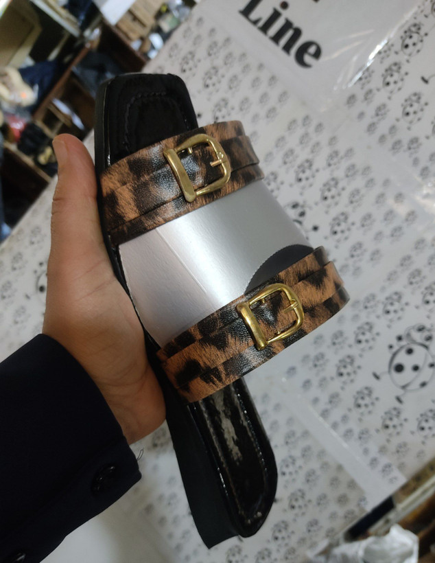 کفش صندل زنانه مدل شاپرک سایزبندی ۳۷ تا ۴۰ درسه رنگ زیبا و متنوع❤️