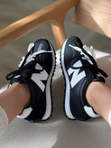 کتونی زنانه مدل newbalance زیره بتا کیفیت عالی و با ضمانت رویه چرم هورس سبک و نرم قالب استاندارد سایزبندی ۳۷ تا ۴۰ با ضمانت ۱ سال ❤️